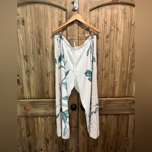 Abercrombie & Fitch Drapey Wide Leg Pull On Pants NWOT